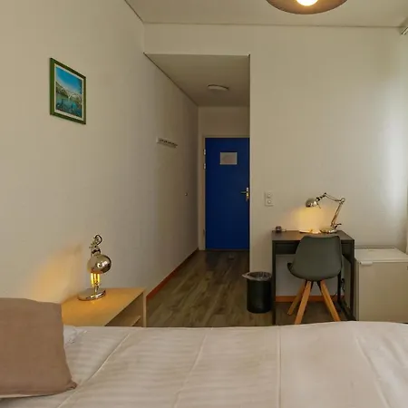 Hotel Les Du Ctn 2*